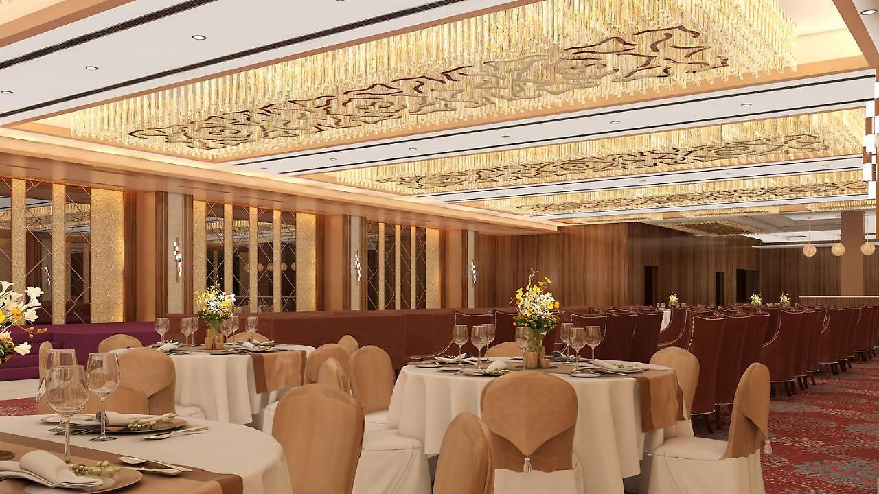 Отель Radisson Blu Towers Kaushambi Delhi Ncr Газиабад Экстерьер фото The interior of the ballroom