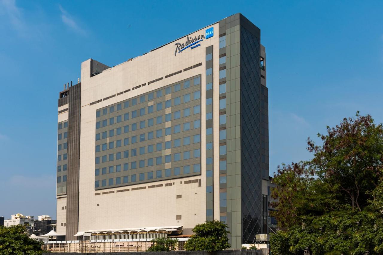 Отель Radisson Blu Towers Kaushambi Delhi Ncr Газиабад Экстерьер фото