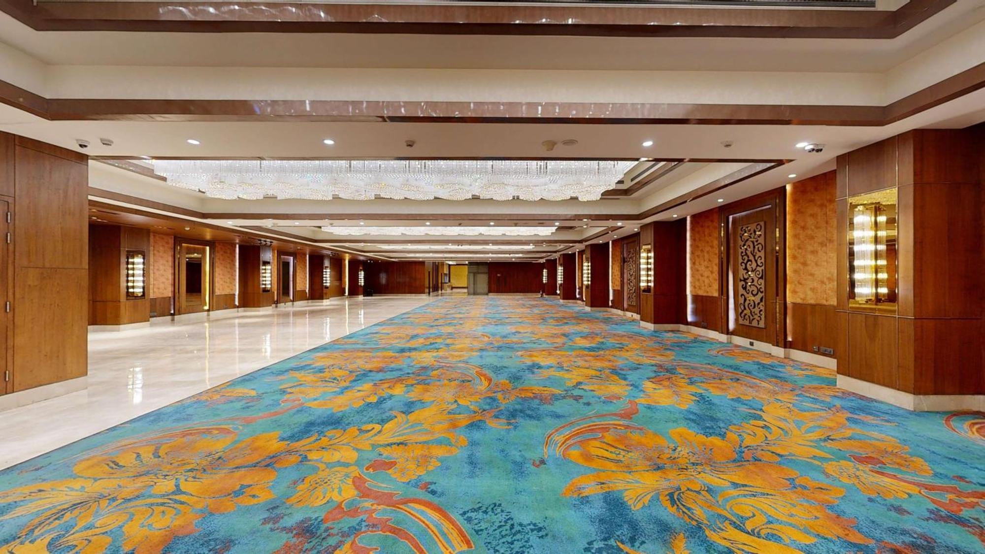 Отель Radisson Blu Towers Kaushambi Delhi Ncr Газиабад Экстерьер фото The Grand Ballroom